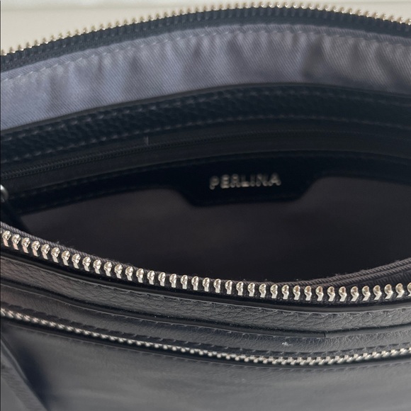 Perlina Black Leather Shoulder Bag - Picture 7 of 8